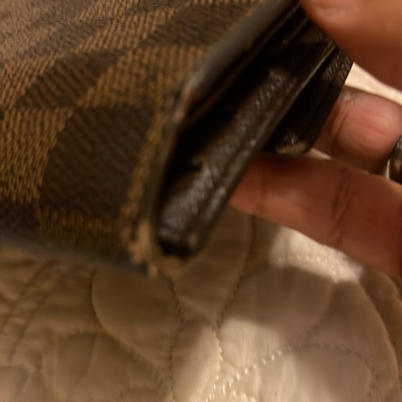 1361 Louis Vuitton Brown Damier Long Wallet - Picture 15 of 16